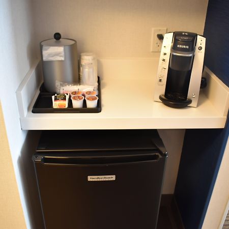 Holiday Inn Express & Suites - Boston South - Randolph By Ihg Buitenkant foto
