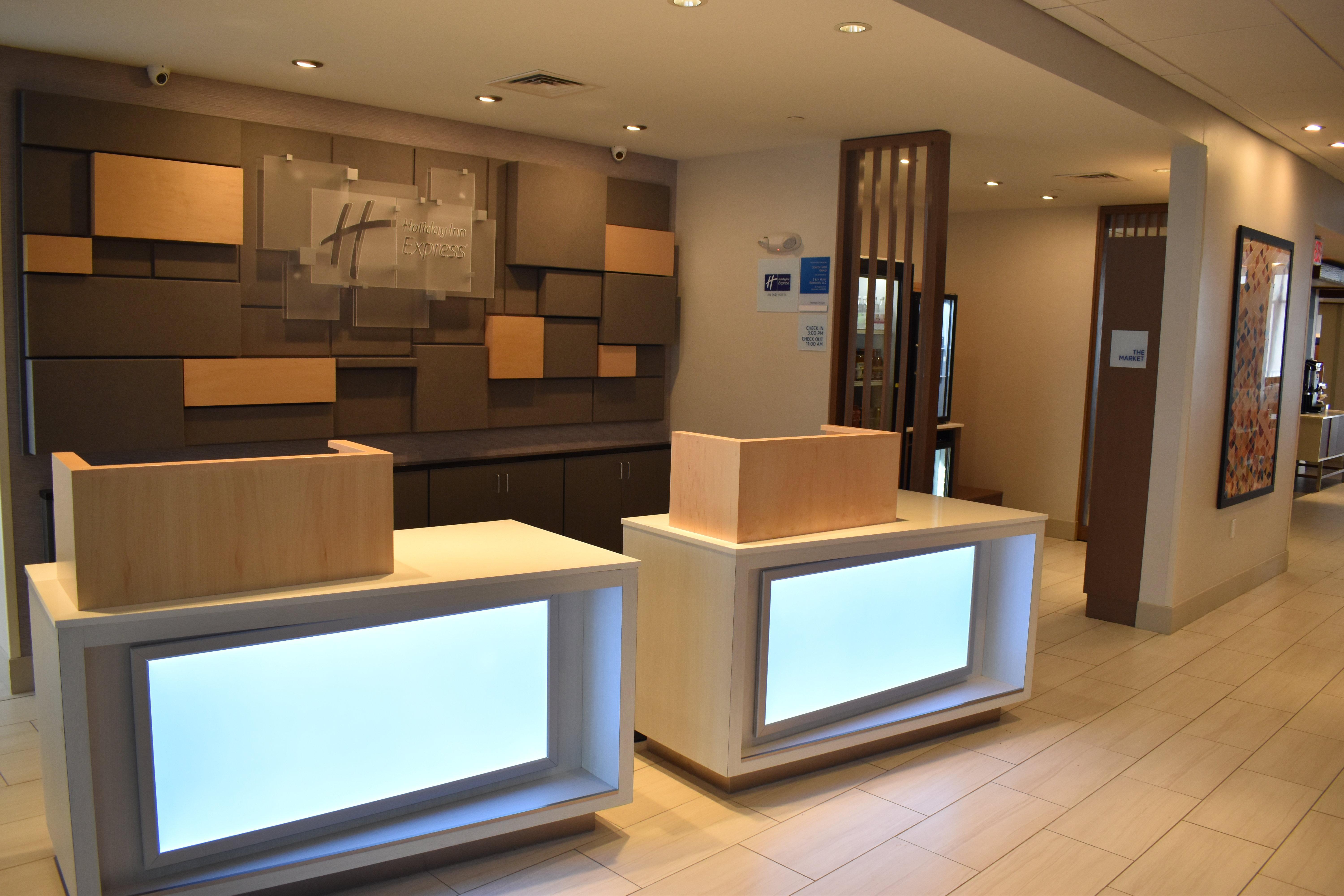 Holiday Inn Express & Suites - Boston South - Randolph By Ihg Buitenkant foto