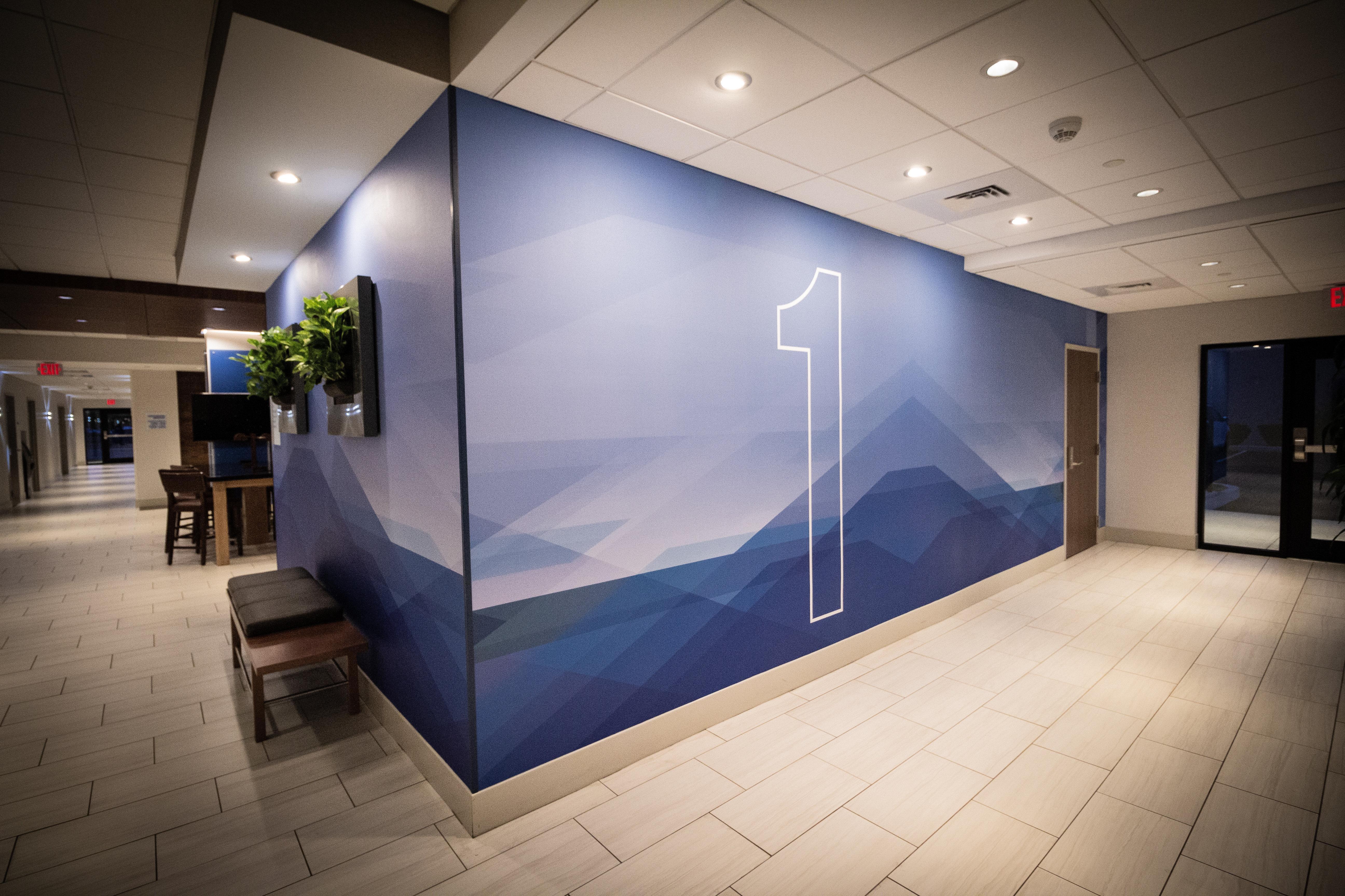 Holiday Inn Express & Suites - Boston South - Randolph By Ihg Buitenkant foto