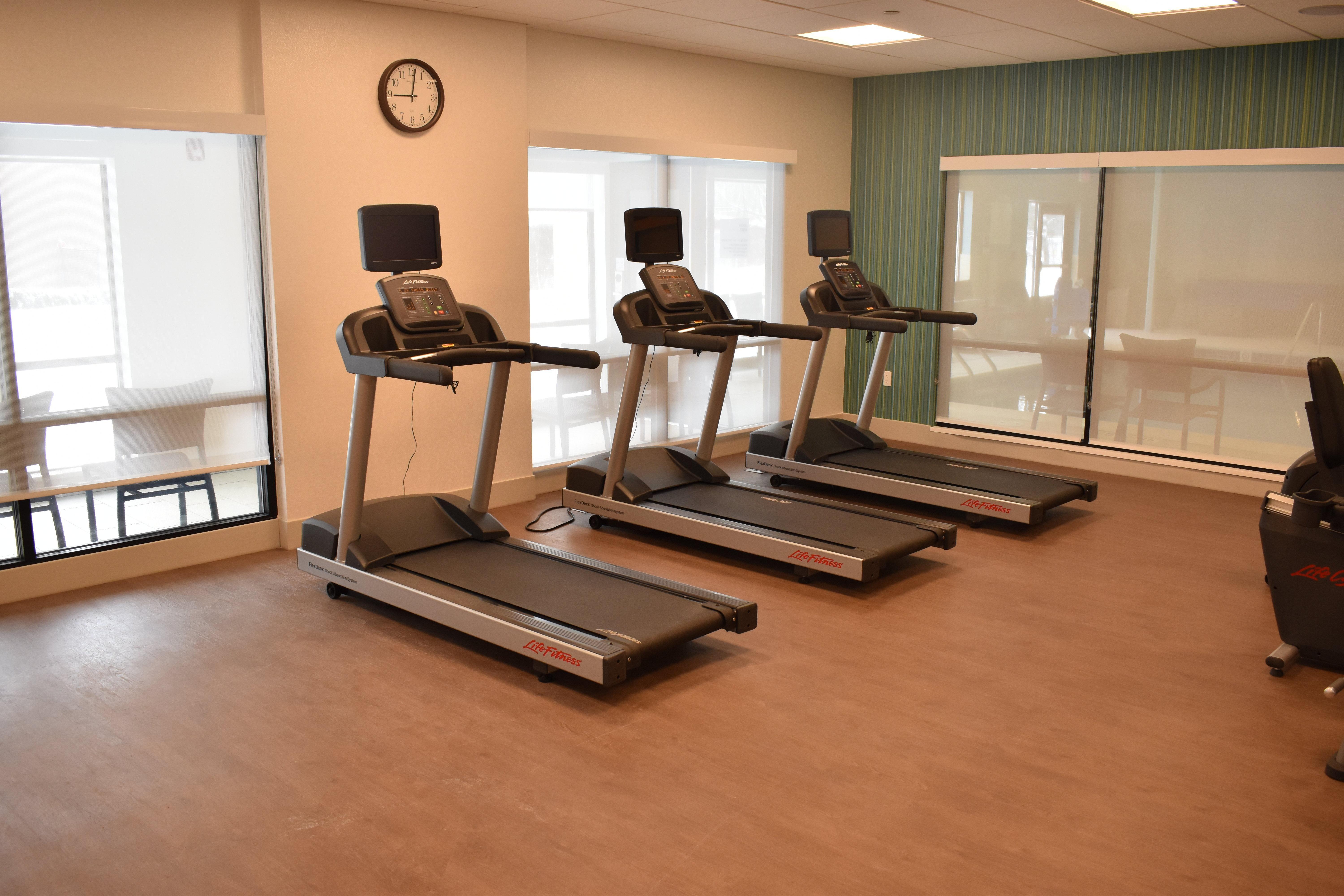 Holiday Inn Express & Suites - Boston South - Randolph By Ihg Buitenkant foto