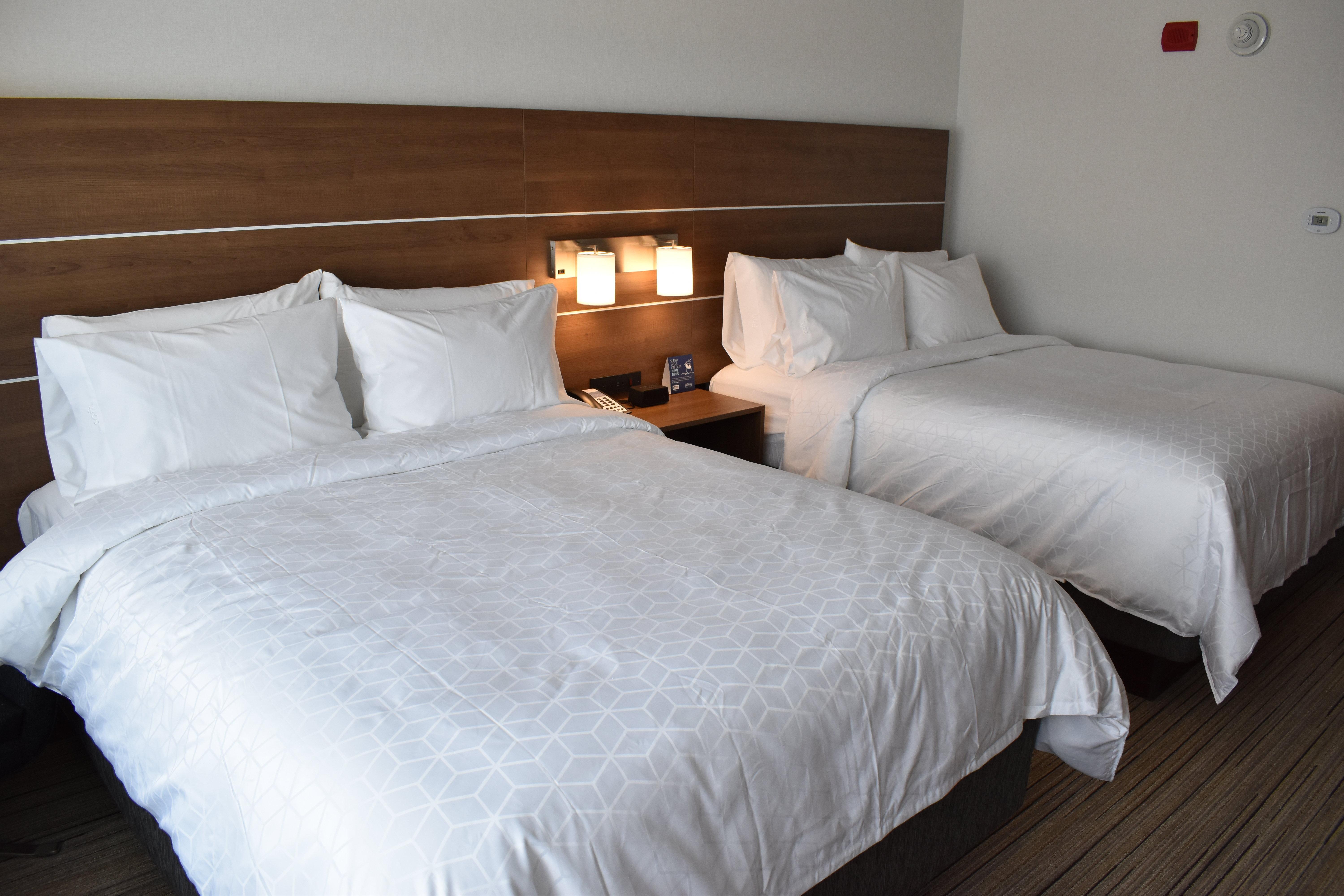 Holiday Inn Express & Suites - Boston South - Randolph By Ihg Buitenkant foto